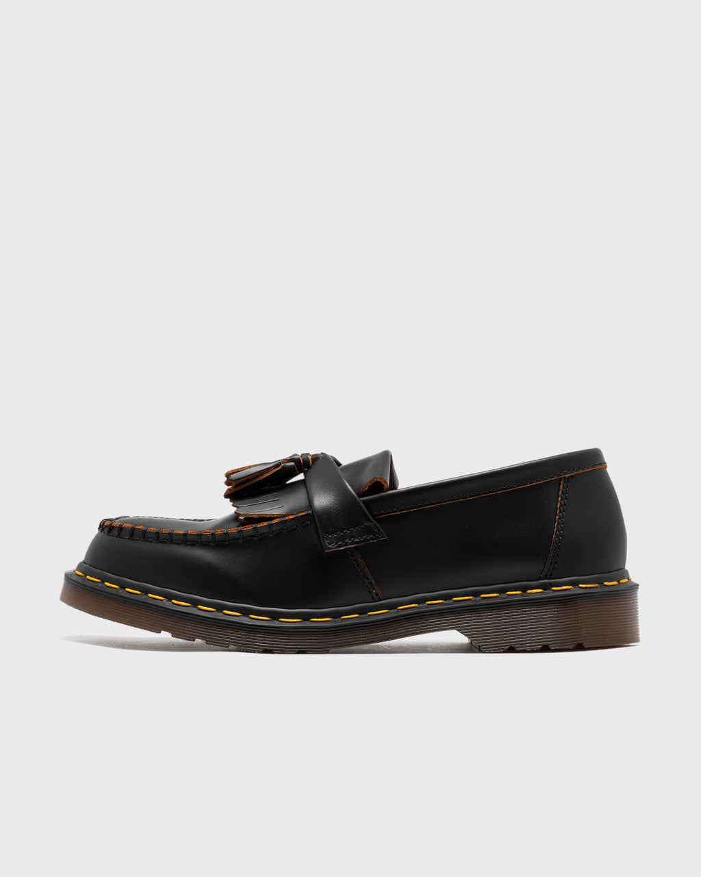Dr. Martens Adrian Cherry Red