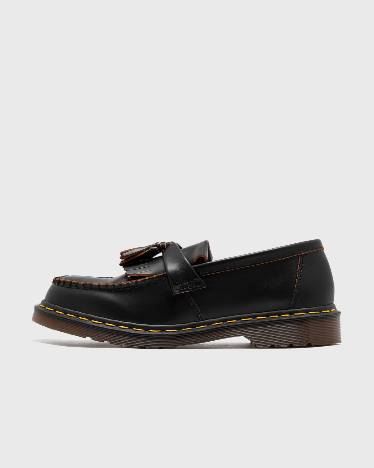 Dr. Martens Adrian Cherry Red