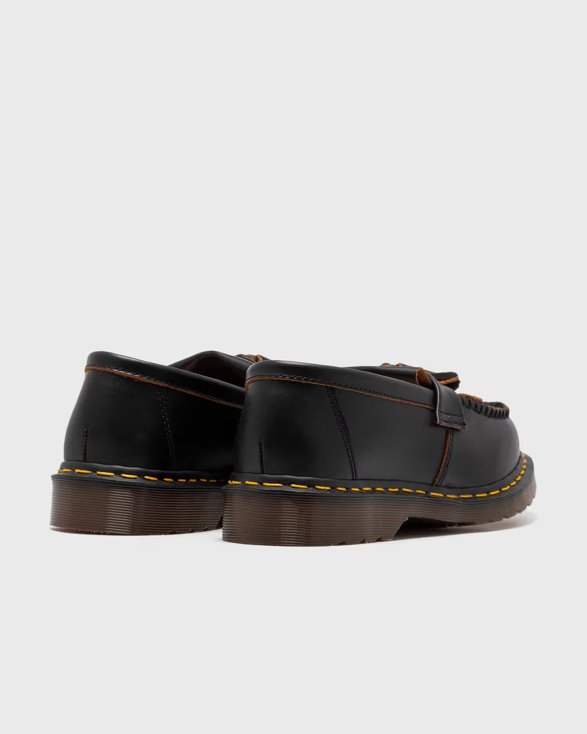 Dr. Martens Adrian Cherry Red
