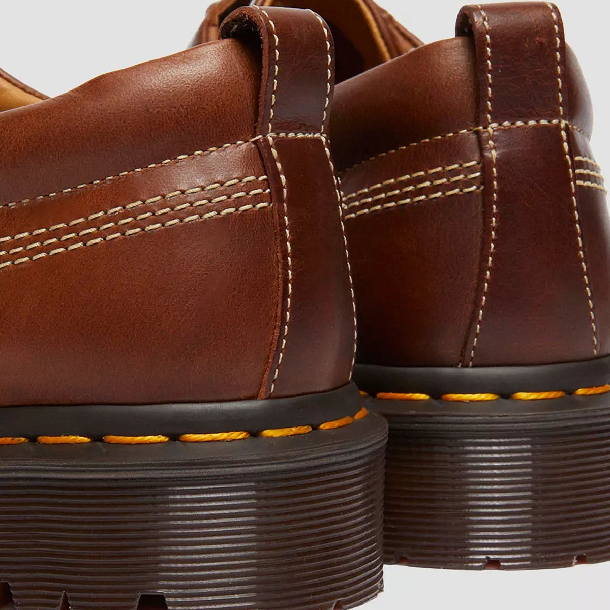 Dr. Martens Lowell Butterscotch Orleans