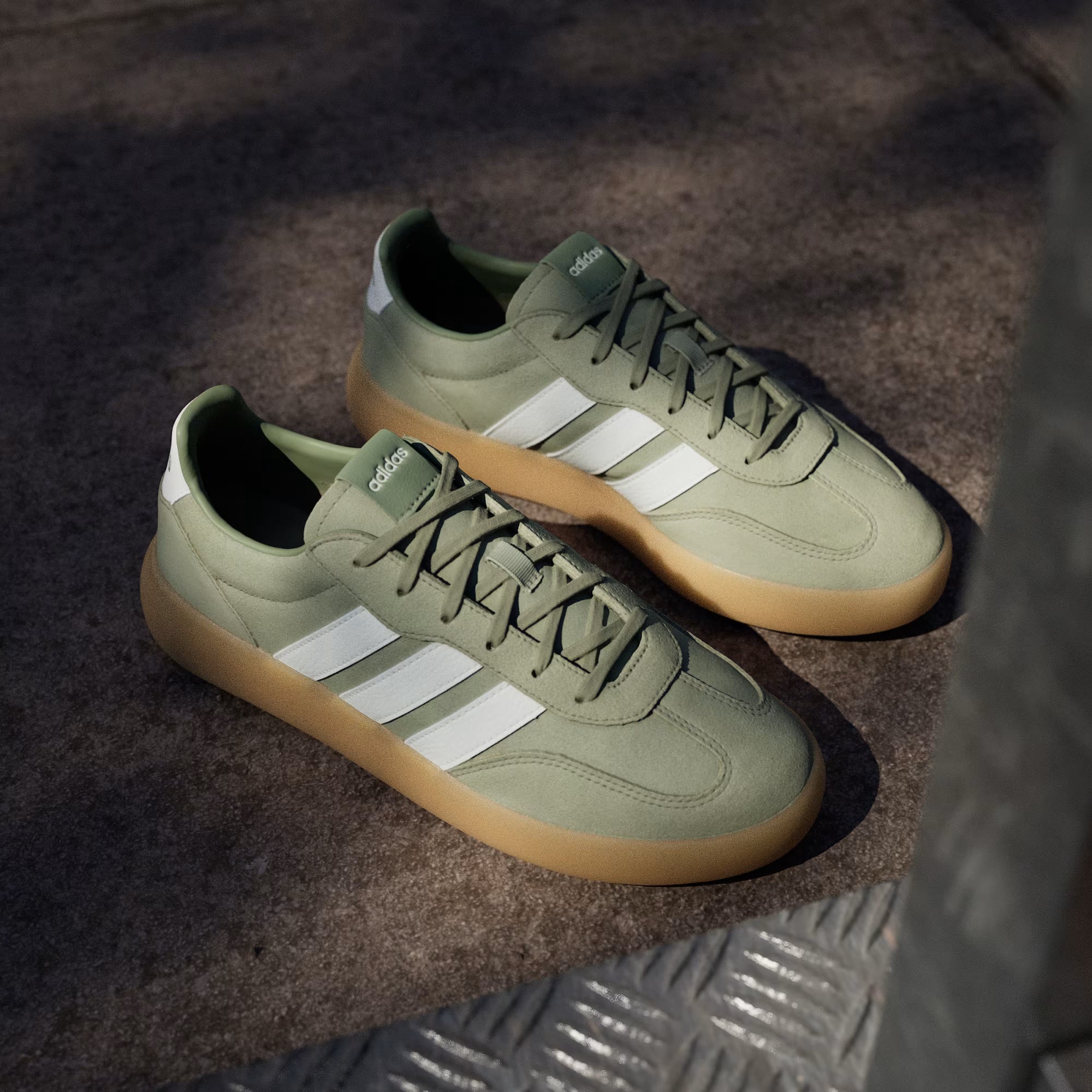 ADIDAS BARREDA DECODE LUX IH1454